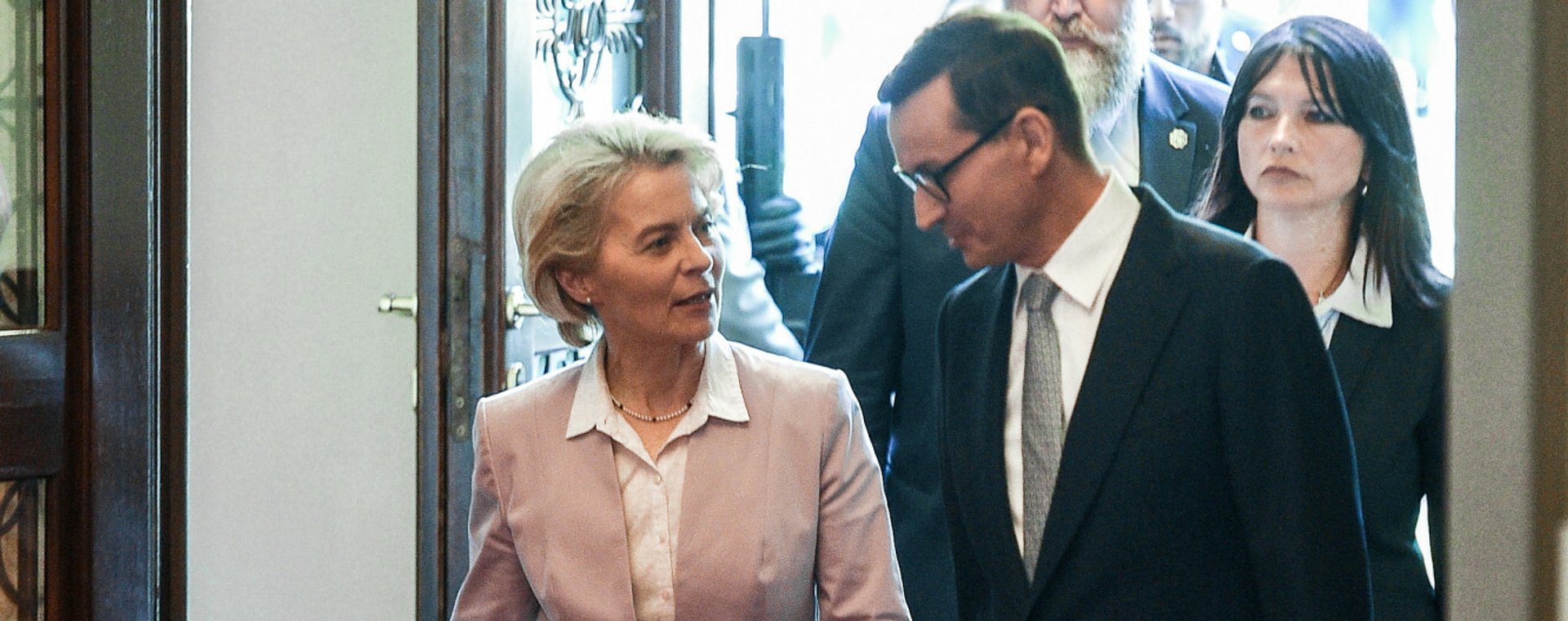 Przewodnicząca Komisji Europejskiej Ursula von der Leyen i premier Mateusz Morawiecki