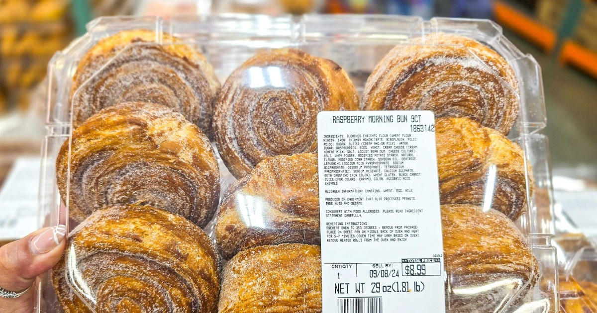 I've worked at Costco for 19 years. Here are 10 of the best things I'm ...