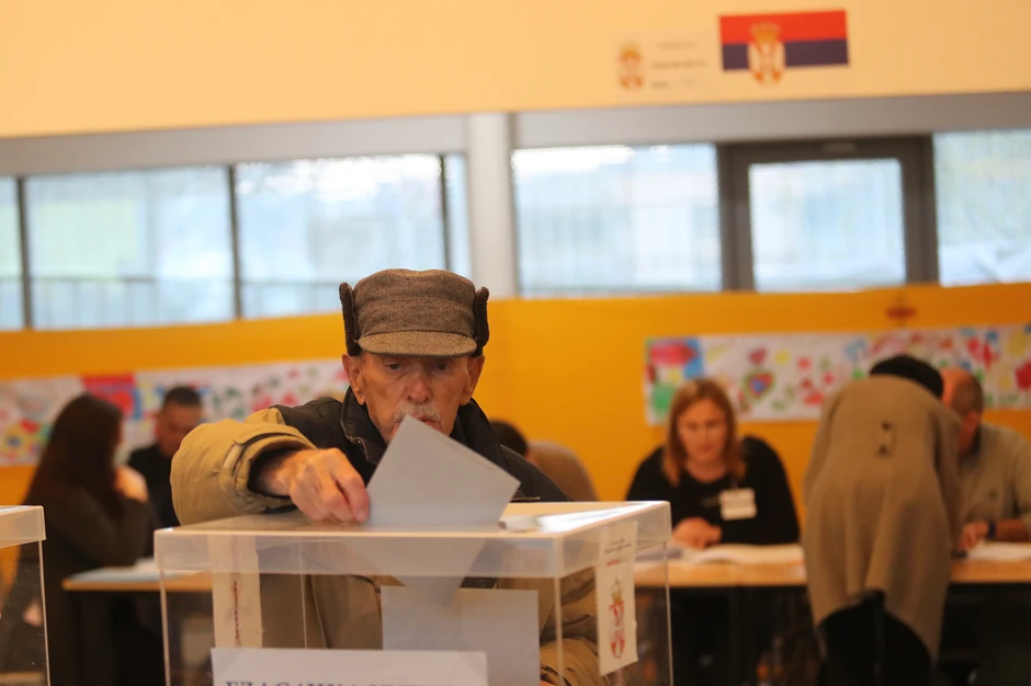 Na vanredne parlamentarne izbore u decembru izašlo je 58,77 odsto birača