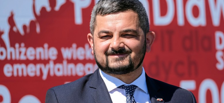 Hotele otwarte na Walentynki? Sobolewski: Decyzja w najbliższych dniach