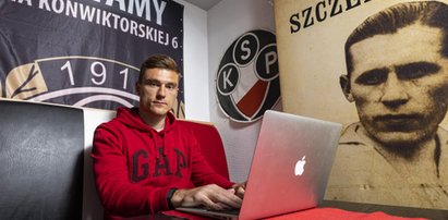 Po treningach siada przed komputerem i wcale nie po to, by grać. Niezwykła pasja utalentowanego polonisty