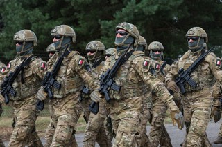 Koniec NATO, które znamy. Polska szykuje nowe sojusze z potęgami