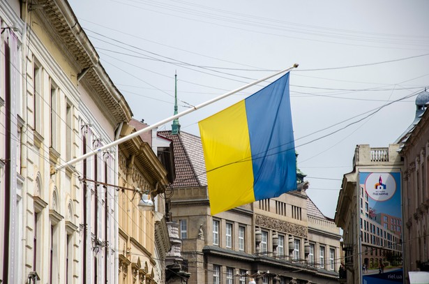 Powstanie połączenie osobowe pomiędzy Warszawą a Lwowem