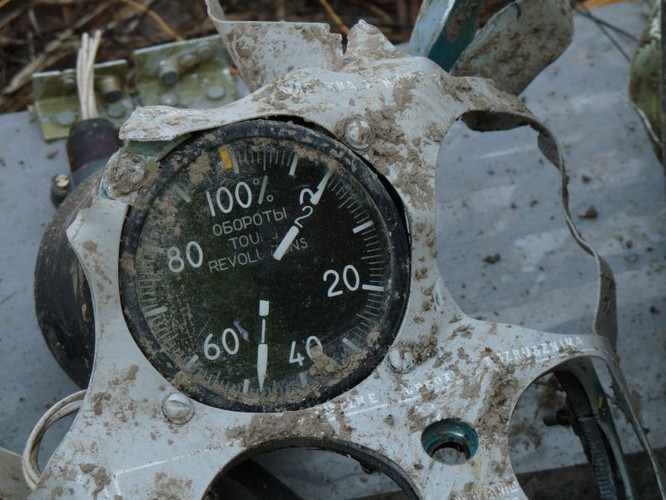 Wskaźnik obrotów silnika numer 2