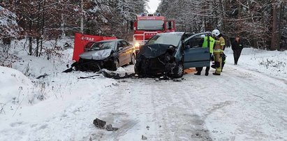 Zderzenie forda z citroenem! Wystarczyła chwila i doszło do tragedii