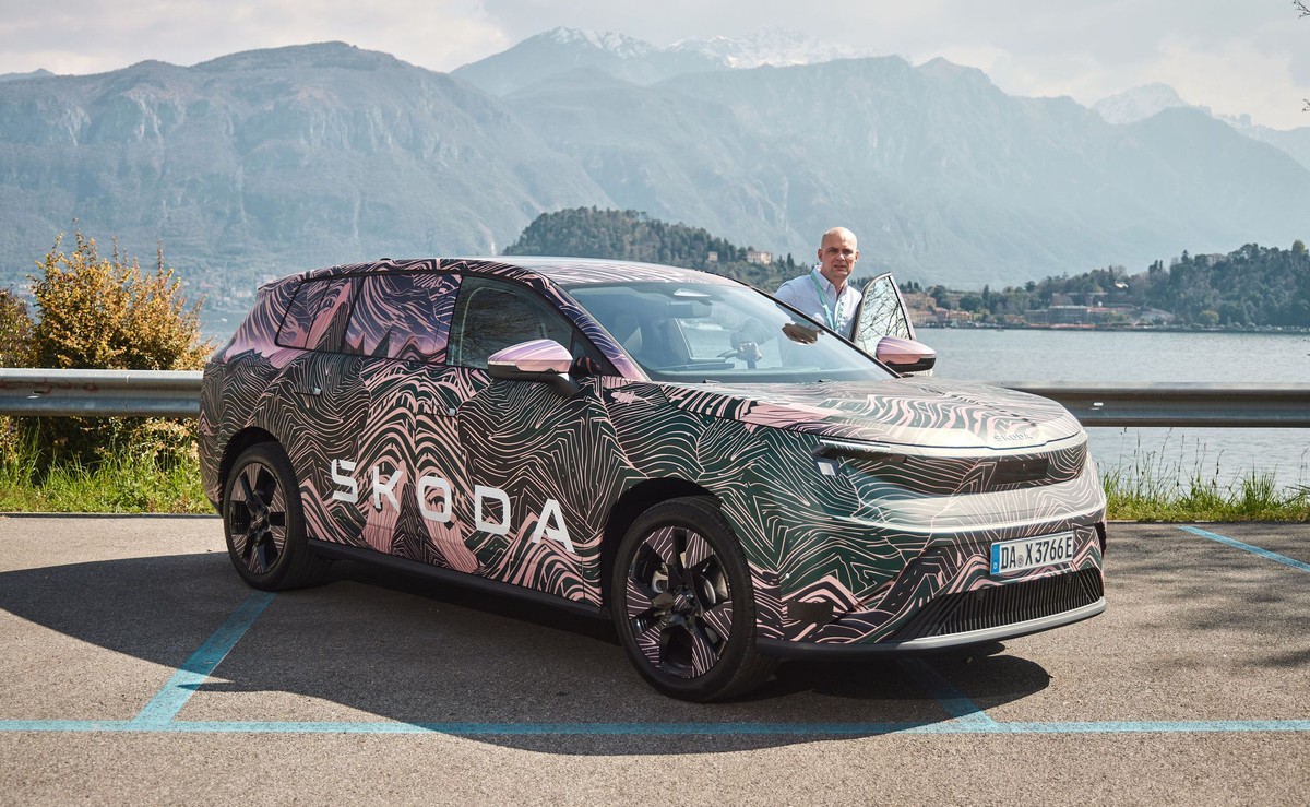 Zamaskowana Skoda Peaq, nowy flagowy SUV czeskiej marki