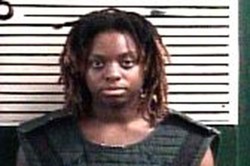 Kobieta otworzyła ogień podczas zaćmienia słońca. Do strzelania miał ją nakłonić Bóg