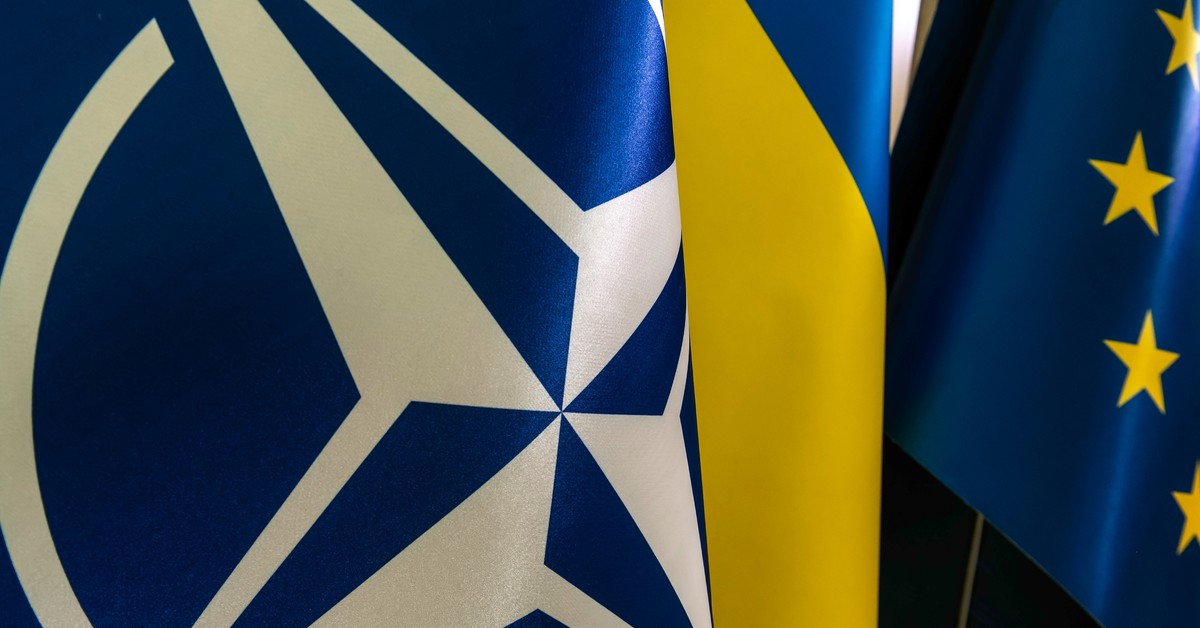 US President: Russia has long said that it will not let  Ukraine to join NATO and I am starting from this point of view