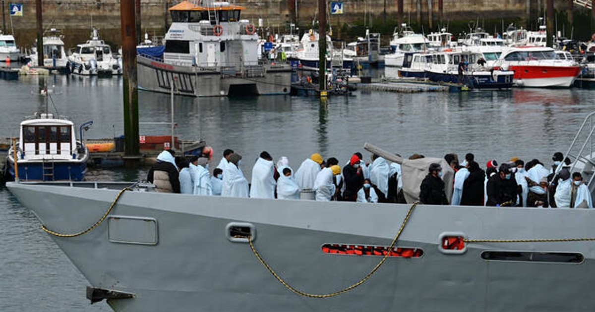 UK strikes migrant return deal with Angola and Namibia, DRC penalised