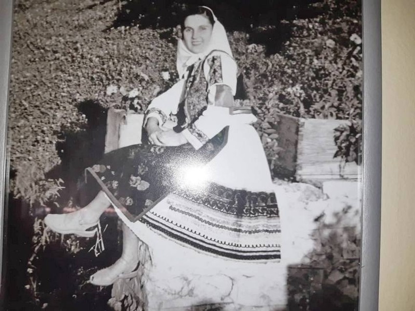 Supruga je bila pravi ekspert za narodnu nošnju