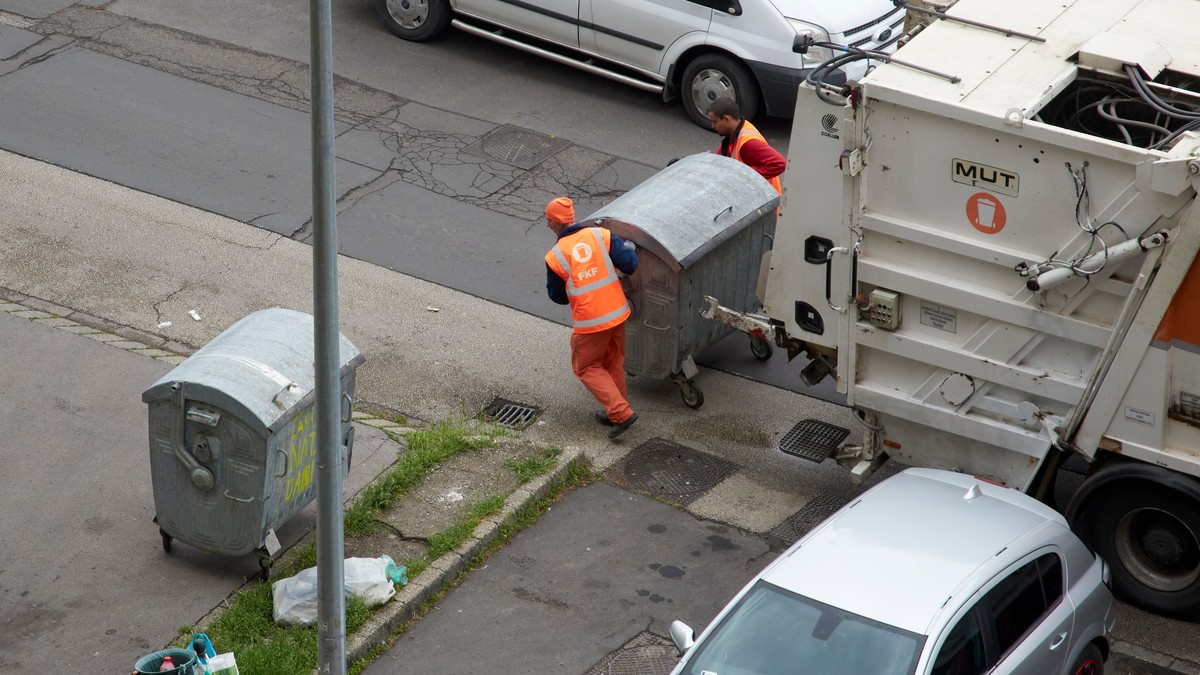 Itt a válasz a nagy kérdésre: az ünnepek alatt hogy viszik el a szemetet Budapesten?