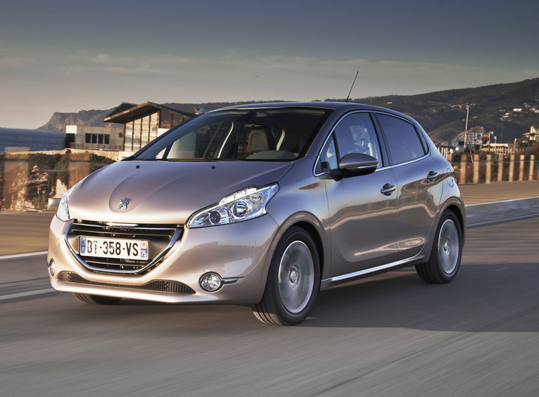 Sprawdziliśmy jak jeździ Peugeot 208