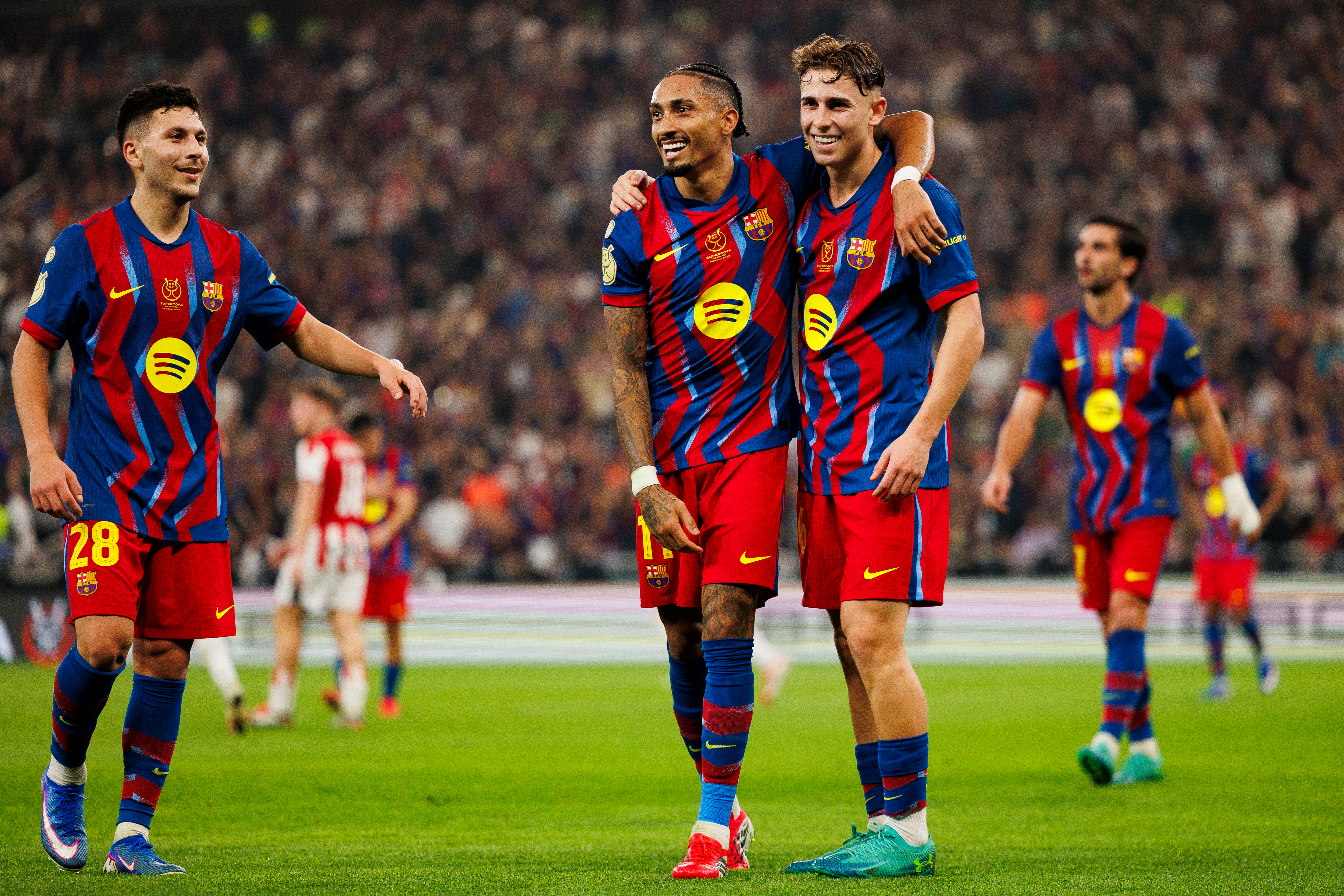 Raphinha brilla con doblete: Barça arrasa 5-0 y jugará la final vs Madrid