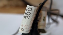 nowe taryfy energii od 1 stycznia 2026. ure opublikowało oficjalne stawki. będzie drożej?