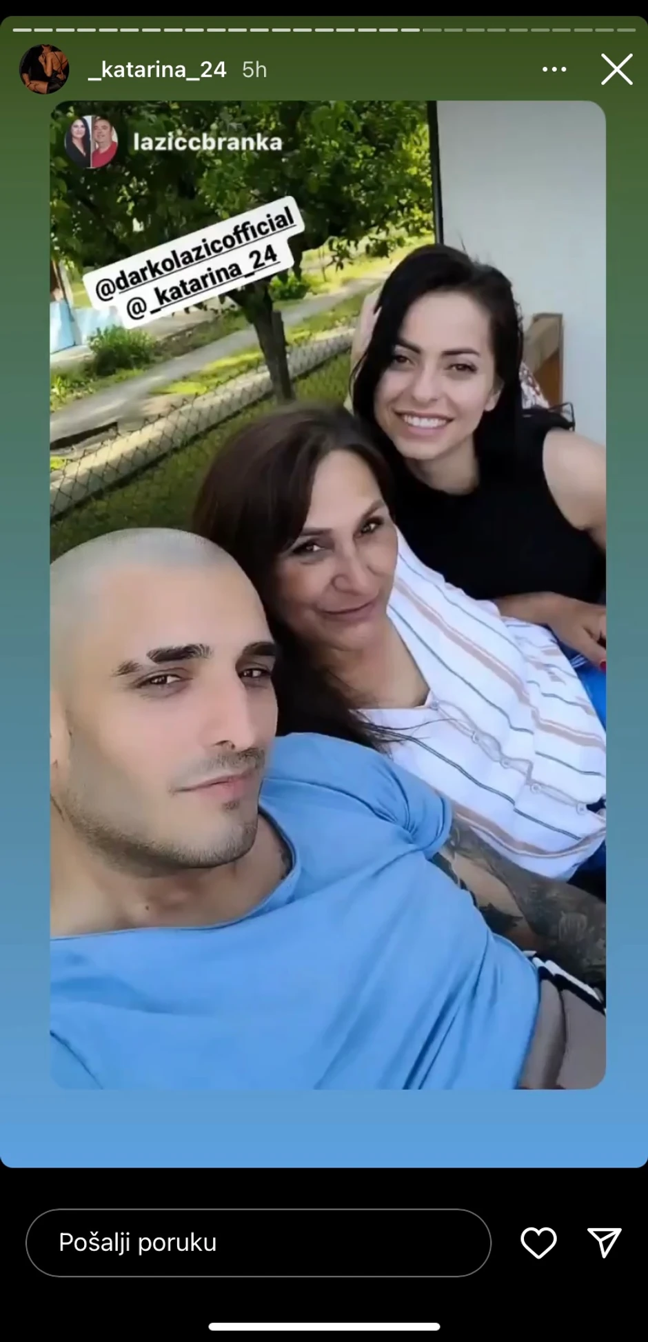 Darko i Kaća sa njegovom majkom Brankom