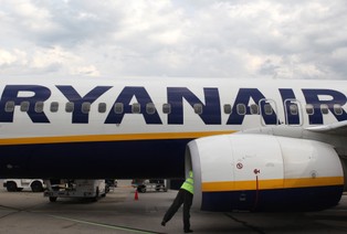 Z Modlina do Gdańska i Wrocławia. Ryanair rusza z ofertą krajowych lotów