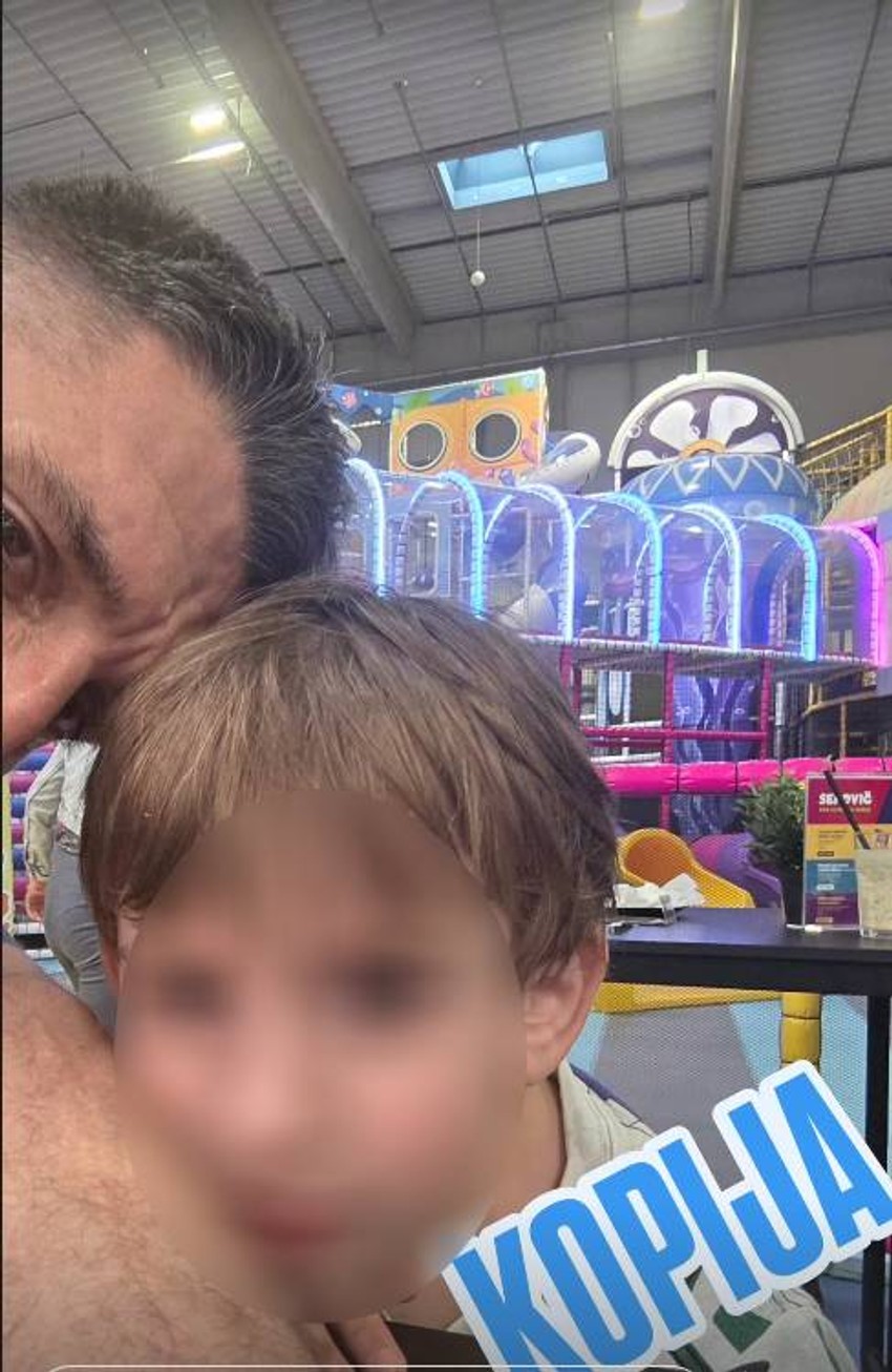 Kristijan Golubović objavio sliku sa sinom: Pokazao kako provode vreme