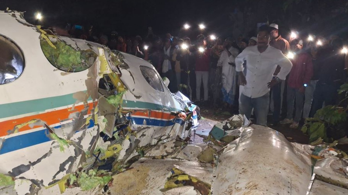 Pad aviona Hitne pomoći u Indiji 