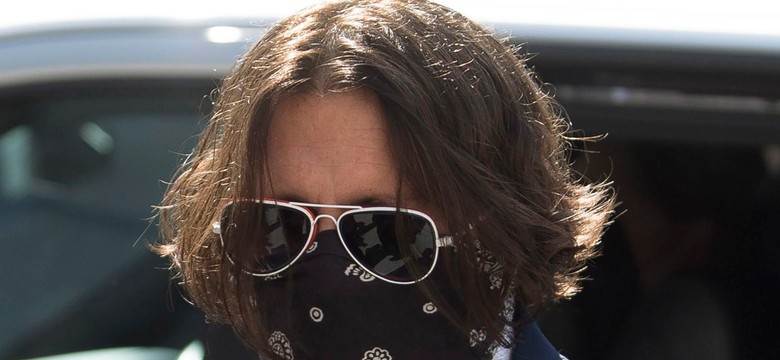 Johnny Depp pozywa tabloid za "damskiego boksera". Ruszył proces