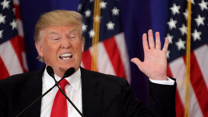 Trump megint beégett: Stephen King jól kicikizte az amerikai elnököt - fotó