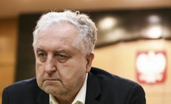 Prezes Rzepliński komentuje słowa prezydenta Dudy: Niech sobie mówi... Nie jestem politykiem. To nieprawda