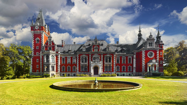 Wspaniały pałac w Pławniowicach to śląska perełka