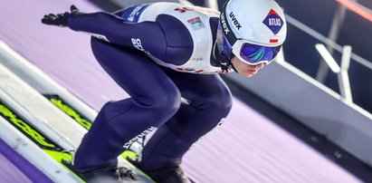 Świetny Kamil Stoch i długo, długo nic. Fatalne skoki Polaków w Engelbergu