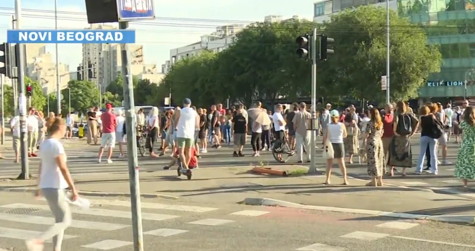 Raskrsnica Jurija Gagarina i Gandijeve