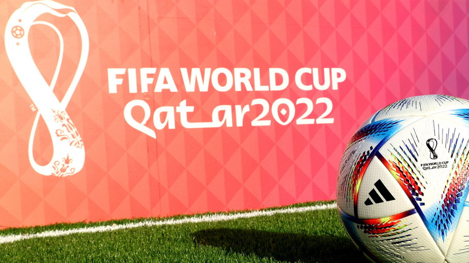 Baner reklamujący nadchodzące mistrzostwa świata w Katarze
