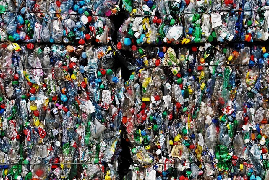 Nielegalne odpady odesłano z dziewięciu lokalizacji w Polsce