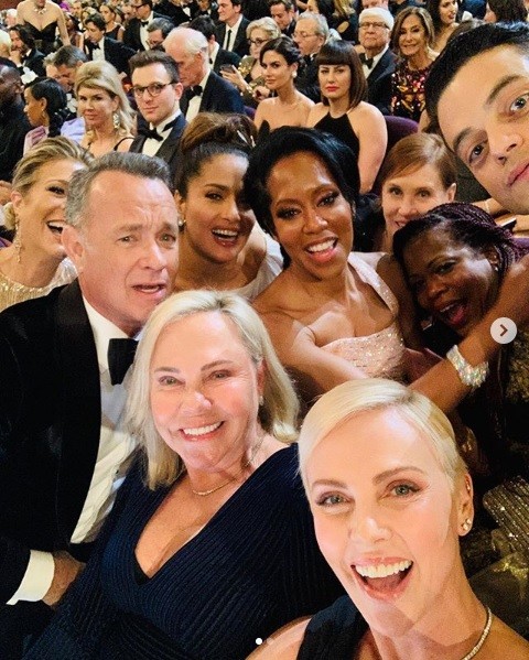 Oscarowe selfie gwiazd: Charlize Theron, Tom Hanks, Rami ...