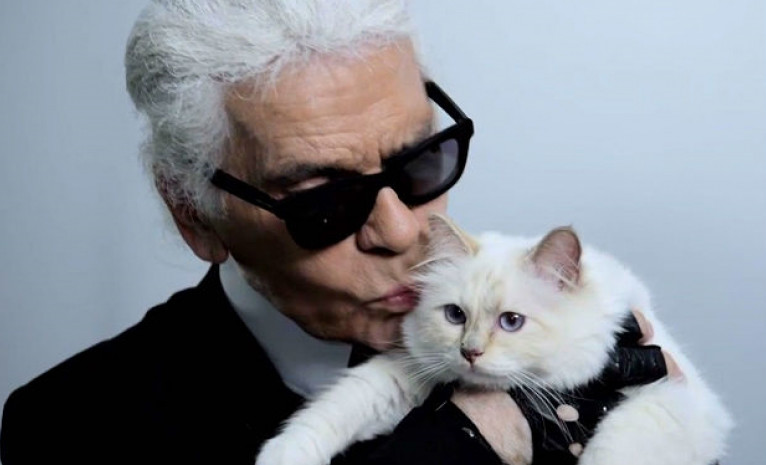 Karl Lagerfeld i kotka Choupette