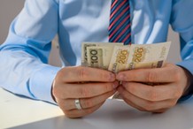 Wcale nie Warszawa. To tu w średnich i dużych przedsiębiorstwach płacą najlepiej