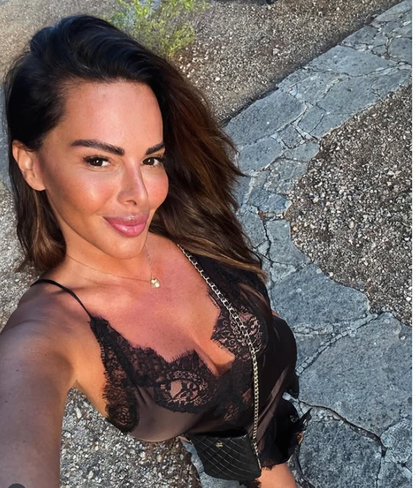 Sonja Vuksanović pokazala dekolte