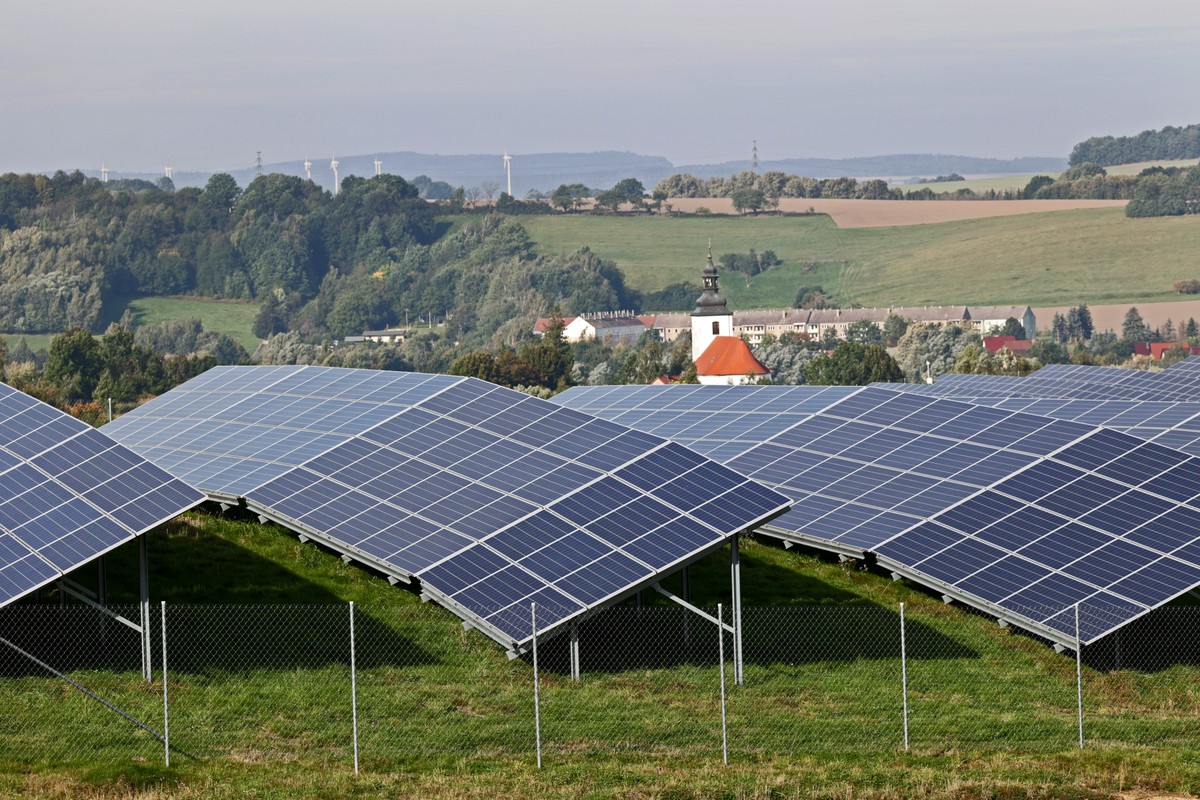 Rekordy produkcji z PV padły też w Polsce, ale jednocześnie dochodziło do tzw. autoredukcji