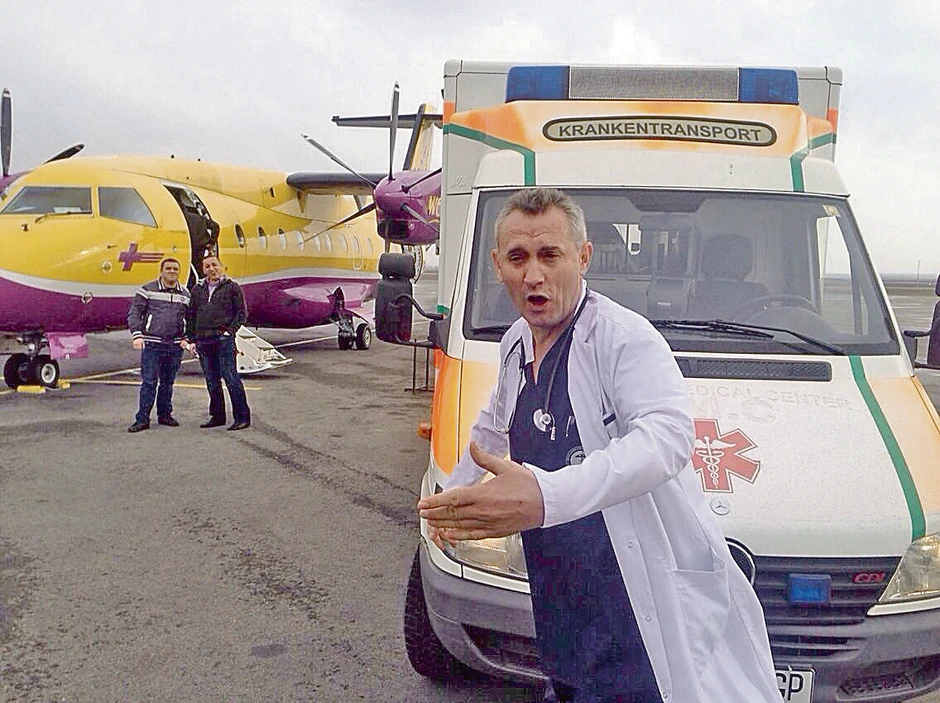 Savladao strah od letenja i ušao u helikopter Kfora: Muharem Morina, anesteziolog iz bolnice u Prištini