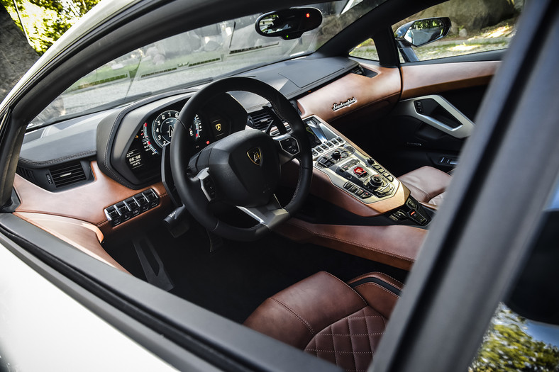 Lamborghini Aventador S Coupé