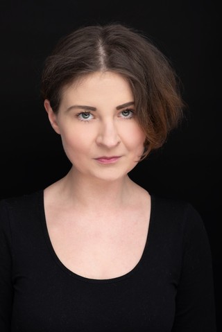 Ewelina Nowakowska – politolożka i antropolożka polityki, badaczka i wykładowczyni akademicka Uniwersytetu SWPS, adiunkt w Instytucie Filozofii i Socjologii Polskiej Akademii Nauk