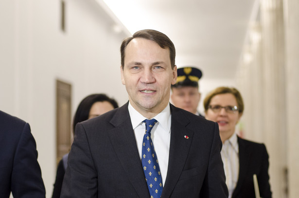 Sikorski oskarża Dudę o szantaż i zdradę ideałów Solidarności