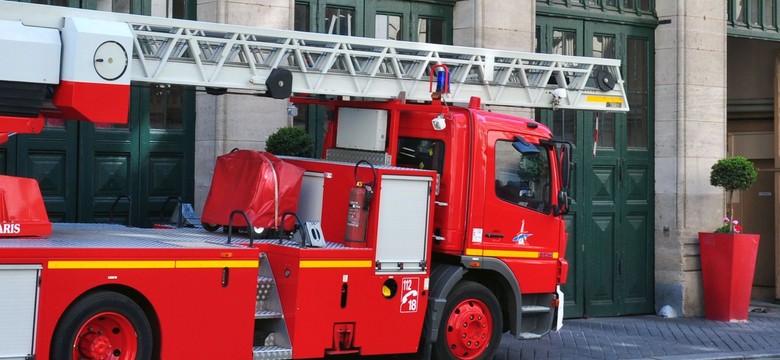 22 rannych, 2700 ewakuowanych w związku z pożarem koło Marsylii