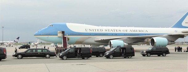 obama air force one kolumna