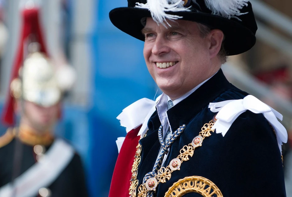 U iskazu devojke stoji da je imala odnose sa princem kada je imala 17 godina