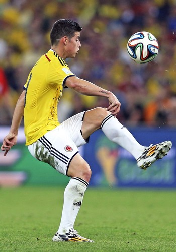 22-letni James Rodriguez gwiazdą mundialu i bohaterem Kolumbii