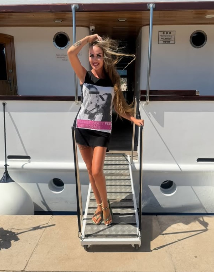 Atina Ferari