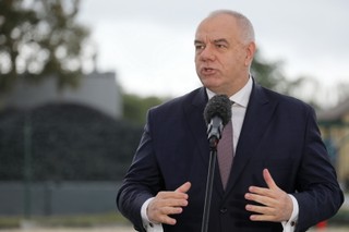 Opozycja: To rząd obiecał węgiel za 900 zł, a nie samorządy. Sasin: Niech samorządy 'się nie migają'