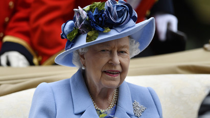 13 milliós fizetéssel keres festőt II. Erzsébet királynő 