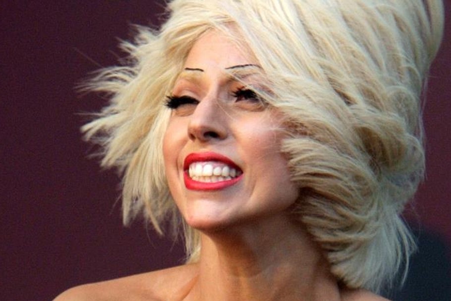 lady gaga taka