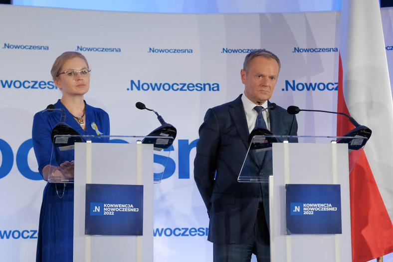 Barbara Nowacka i Donald Tusk w 2022 r.