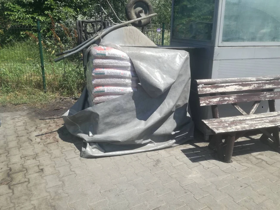 Tragovi krvi vidljivi su i dan nakon zločina