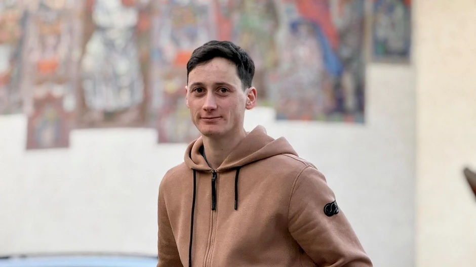 Cene Prevc se bavi i komentarisanjem sporta u kome je bio šampion na nacionalnoj televiziji, želi da konačno završi fakultet, vodi sopstveni ugostiteljski objekat | Foto: BBC/Aleksandar Miladinović